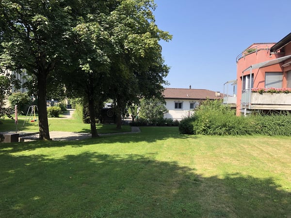 gemütliche 2.5-Zimmerwohnung mit Gartensitzplatz 13