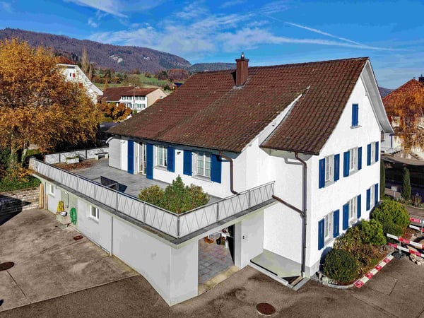 Äs riesigs Huus uf ganz viu Land mit unverboubarer Ussicht für ei oder zwe Familie 6