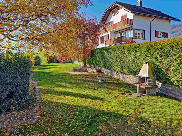 Äs riesigs Huus uf ganz viu Land mit unverboubarer Ussicht für ei oder zwe Familie 9