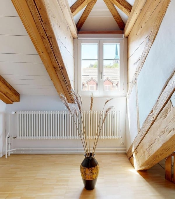 Gschichtsträchtigi Muure mit modernem Inneläbe ir Burgdorfer Autstadt 40