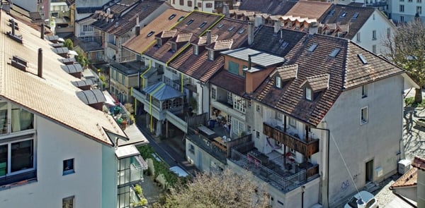 Gschichtsträchtigi Muure mit modernem Inneläbe ir Burgdorfer Autstadt 5