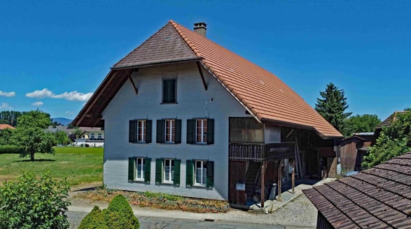 Über 2'300 m² Bouland a idealer Lag 6