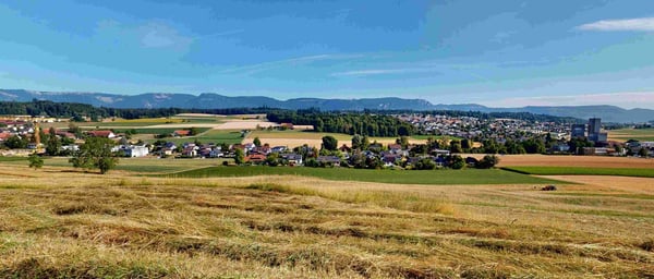 Fasch allei. U trotzdäm z Mitz drin. 10