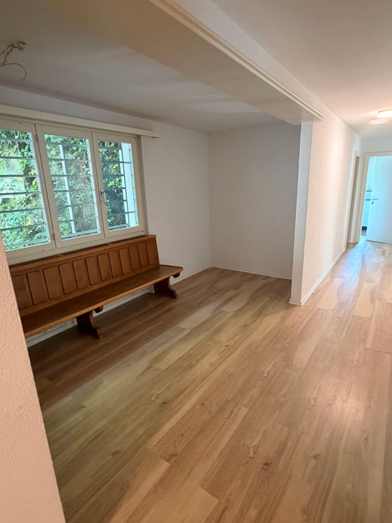 Charmante 3.5-Zimmer-Wohnung mit Balkon und schöner Aussicht in Luzern 9