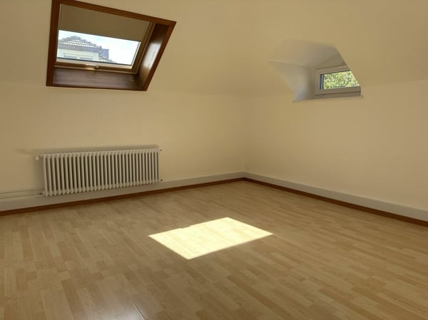 1.5 pièces au 3ème étage 8