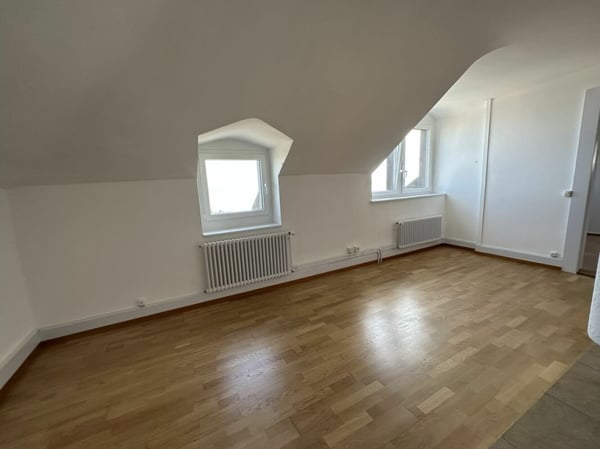 1.5 pièces au 3ème étage 7