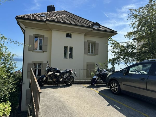 1.5 pièces au 3ème étage 12