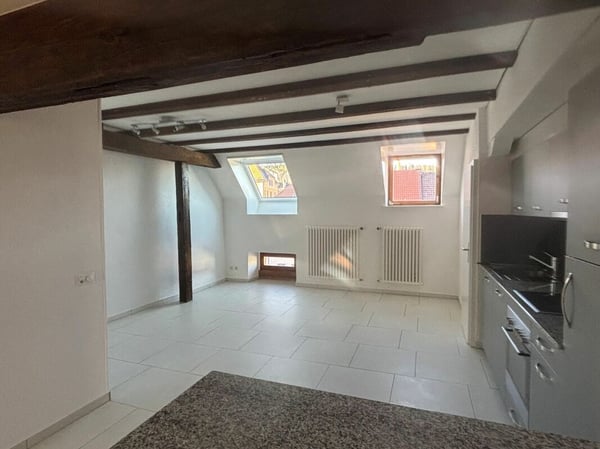 Appartement moderne de 1 pièces au 4? étage - Place du Marché 6