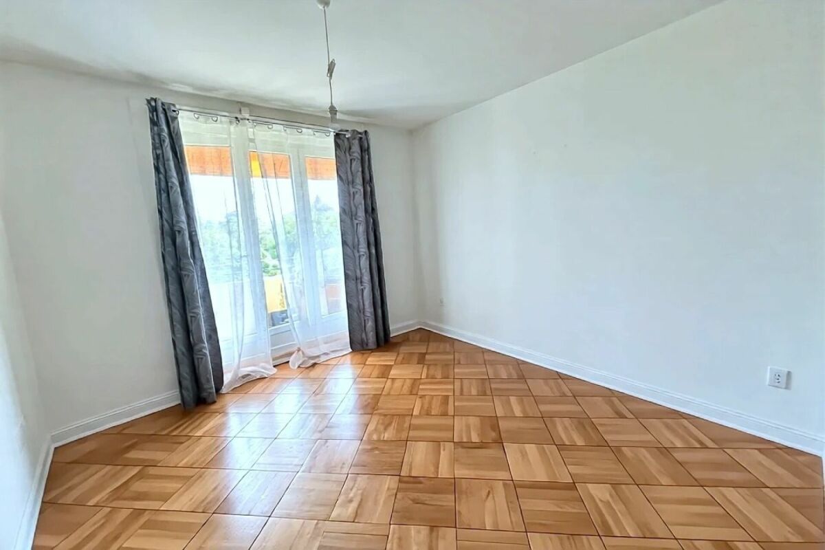 Parcs 153, 3 pièces au rez Est