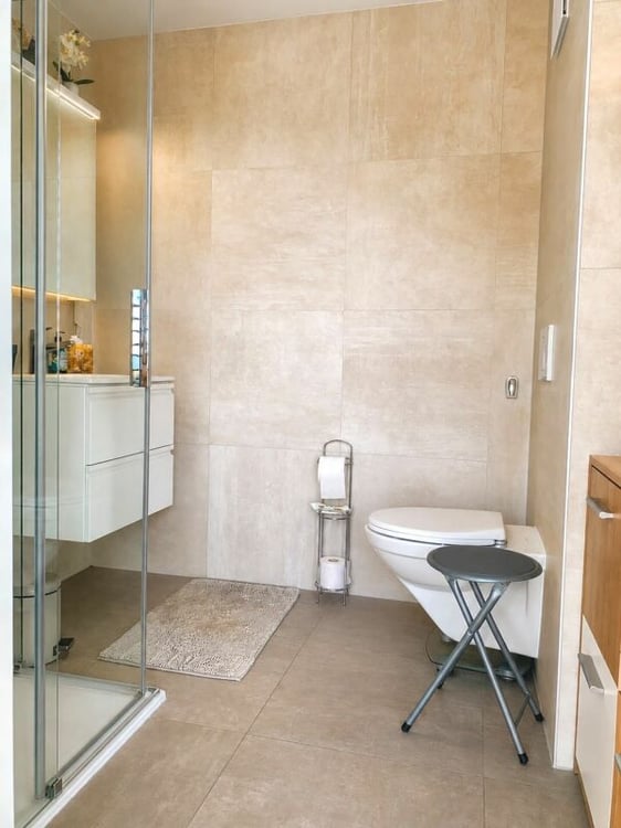 Magnifique duplex en attique de 4,5 pièces avec terrasses - Chemin des Longins 25 à Cornaux 16