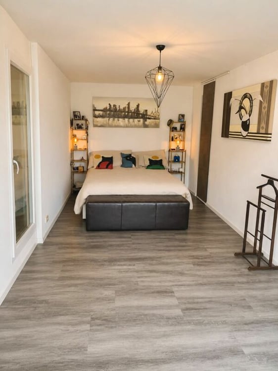Magnifique duplex en attique de 4,5 pièces avec terrasses - Chemin des Longins 25 à Cornaux 11