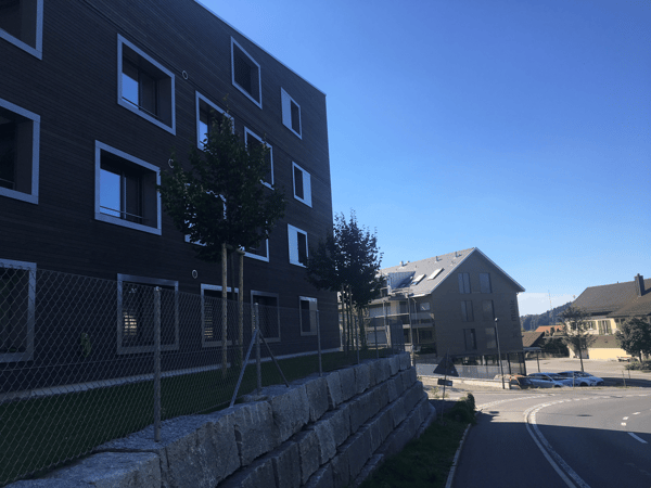 Ab 1.2./1.3./1.4. - Tolle, stylische 1.5 Zi Whg mit 170 m2, Gartenwohnung 16