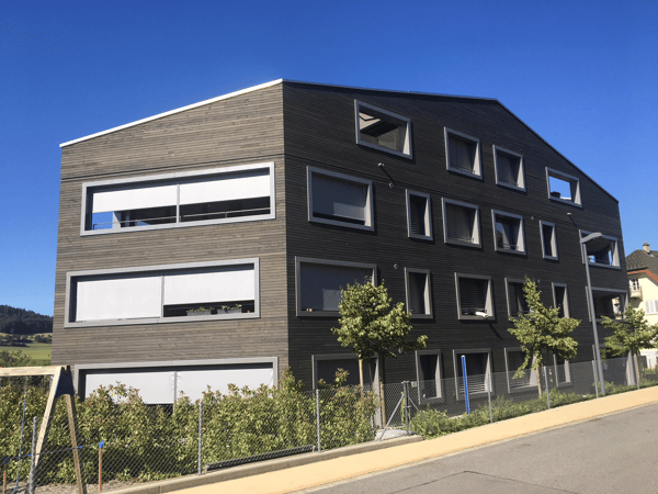 Ab 1.2./1.3./1.4. - Tolle, stylische 1.5 Zi Whg mit 170 m2, Gartenwohnung 19