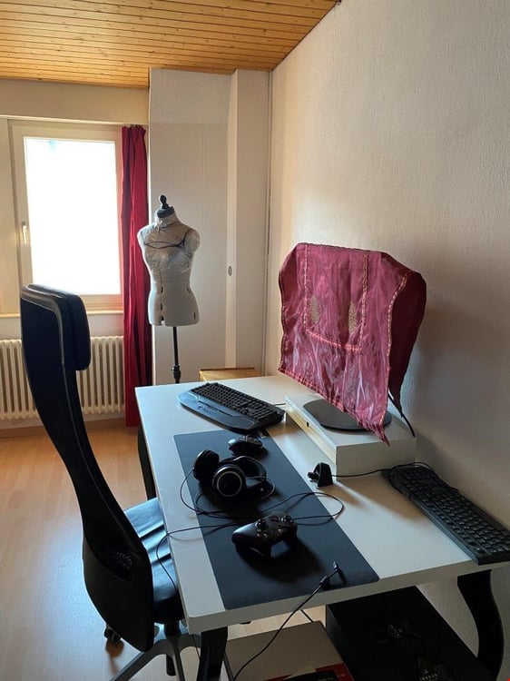 Ab 1.7./1.8./1.9. - Hübsche, sonnige 3.5 Zi Wohnung - nähe Spital/Uni 9