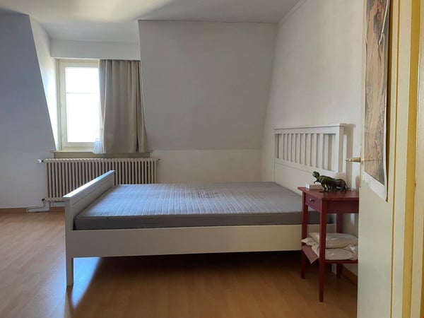 Ab 1.7./1.8./1.9. - Hübsche, sonnige 3.5 Zi Wohnung - nähe Spital/Uni 5