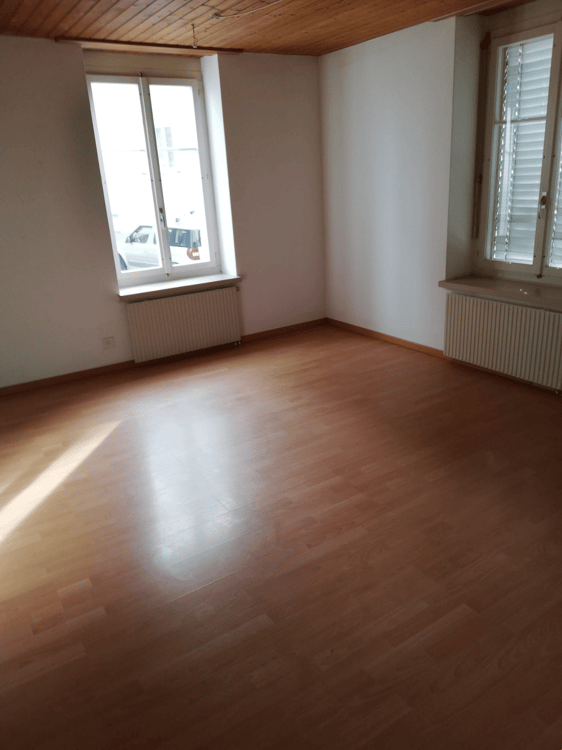 Ab 15.6./1.7. - Hübsche, ruhige 3.5 Zi Wohnung mit Gärtchen 4