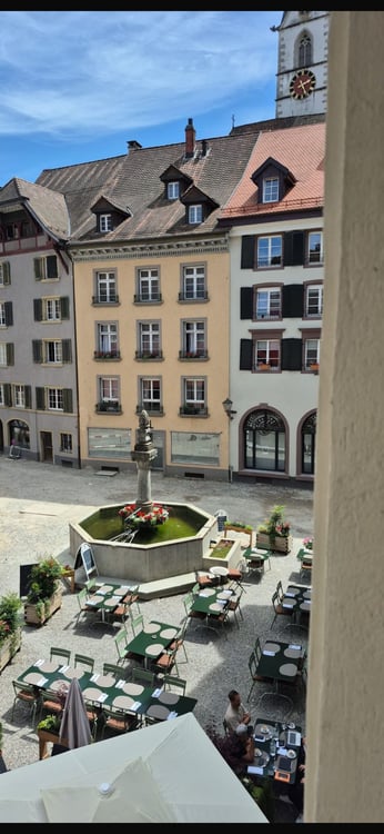 Ab 1.9./15.9./1.10. - Schöne 4.0 Zi Wohnung in Altstadthaus 11