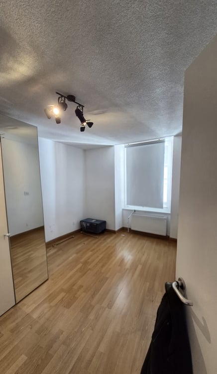 Ab 1.9./15.9./1.10. - Schöne 4.0 Zi Wohnung in Altstadthaus 5