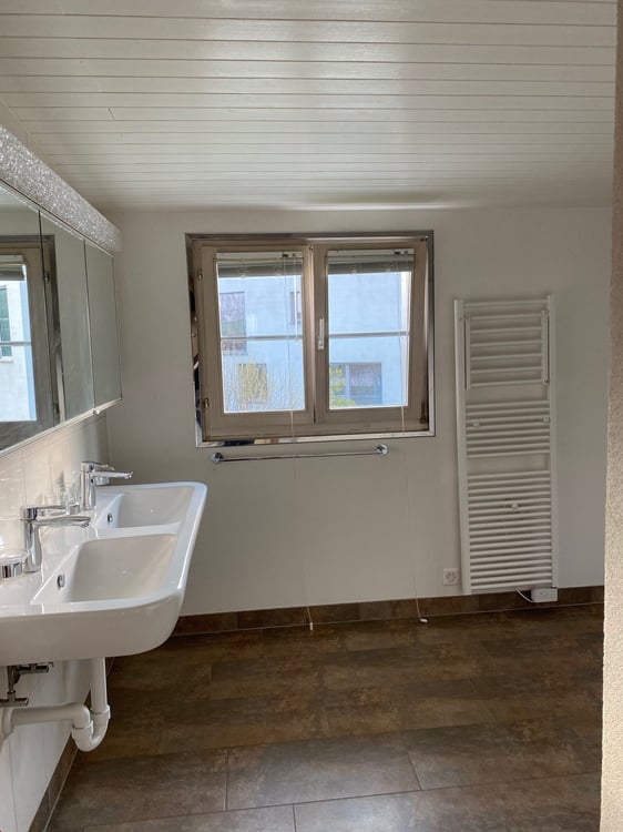 Ab 1.10. - Charmante 3.5 Zi Wohnung mit grosser Terrasse 9