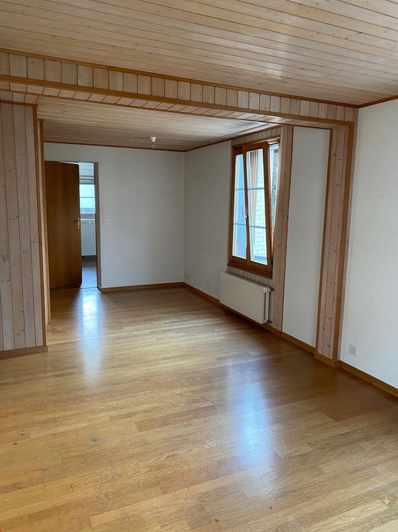 Ab 1.10. - Charmante 3.5 Zi Wohnung mit grosser Terrasse 13