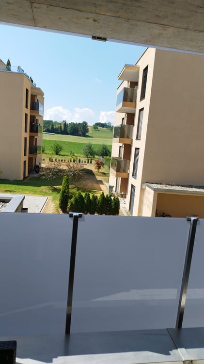 Ab 15.8./1.9. - Moderne, tolle 1.5 Zi Wohnung mit 30 BGF und grossem Balkon 12 m2 12