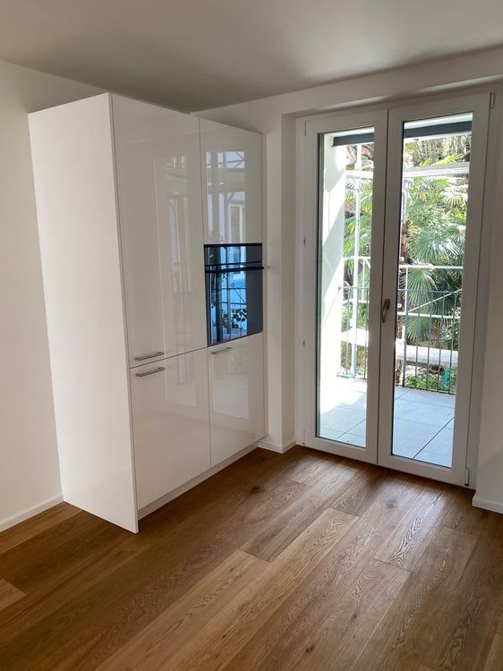 Ab 1.11.2026 - Wunderschöne 3.5 Zi Wohnung, lauschiger Balkon 3