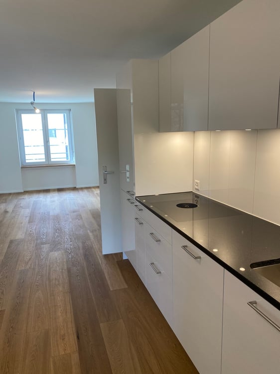 Ab 1.11.2026 - Wunderschöne 3.5 Zi Wohnung, lauschiger Balkon 11