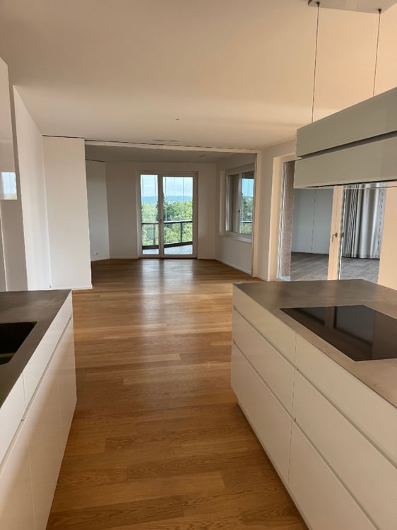 Ab sofort - Stylische 3.5 Zi Whg mit 95 m2 mit grosser Loggia 35 m2 im 10. Stock 4