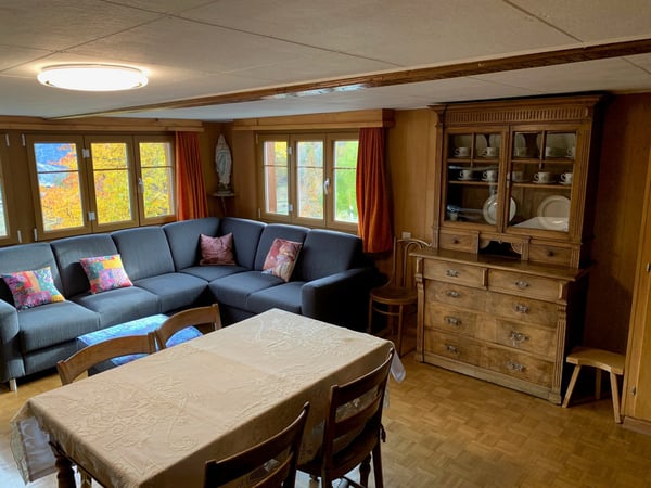 Rustikale 1.5-Zimmer-Wohnung mit Garten und Panoramablick 7