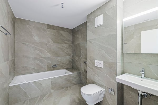 NEU WOHNJUWEL - Moderne 4.5-Zimmer-EG-Wohnung mit Terrasse und Garten 2