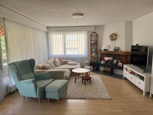 Helle 4.5-Zimmer-Wohnung mit Balkon und schöner Aussicht in Uetendorf 11