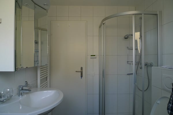 Helle 4.5-Zimmer-Wohnung mit Balkon und schöner Aussicht in Uetendorf 6