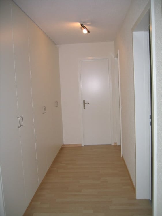 Helle 4.5-Zimmer-Wohnung mit Balkon und schöner Aussicht in Uetendorf 4