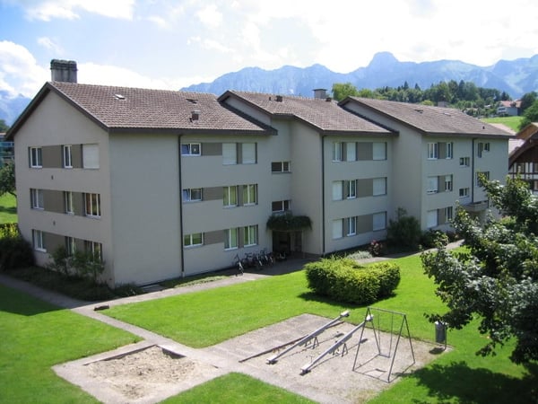 Helle 4.5-Zimmer-Wohnung mit Balkon und schöner Aussicht in Uetendorf 12