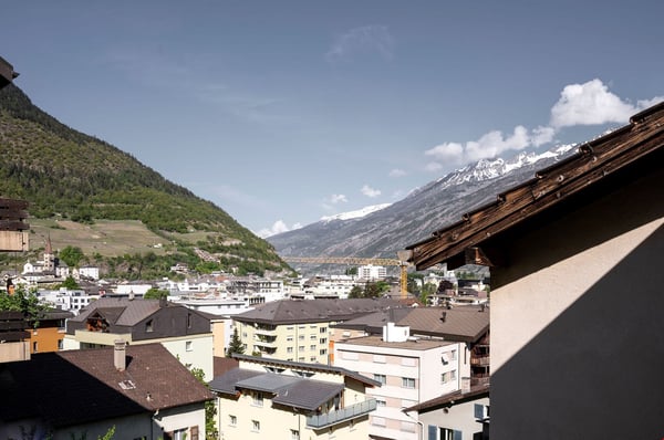 «WG-Zimmer inkl. Möbel, Strom und Internet - Mitten in Visp» 3