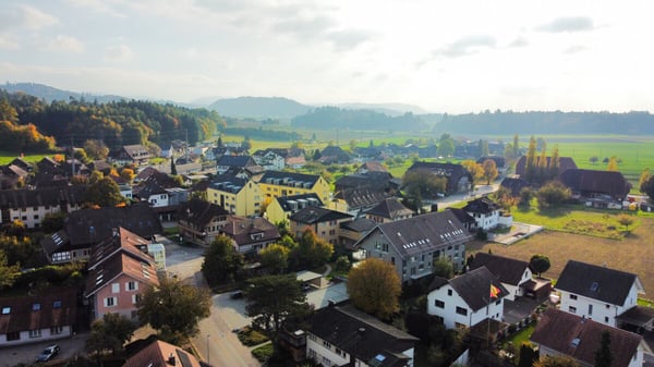 Befristete Mietgelegenheit in Lyssach  Einfamilienhaus mit Garten 11
