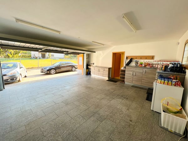 Ihr privates Paradies: Luxuriöse Villa mit Indoor-Pool und Traumgarten 8
