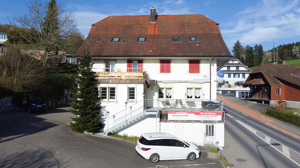 Wohn- und Geschäftshaus mit vielseitigem Nutzungspotenzial und 5.67% B 7