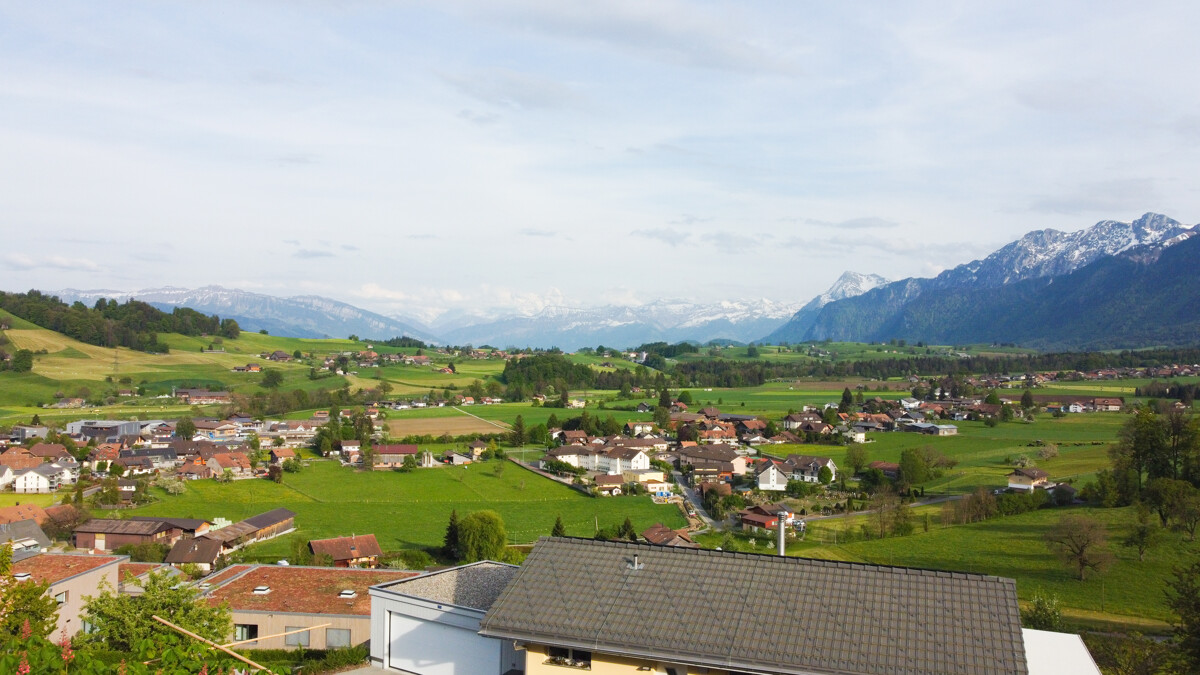 Immobilie in Wattenwil - Zweifamilienhaus mit atemberaubender Alpenaussicht und Renditepotenzia - Bild 7