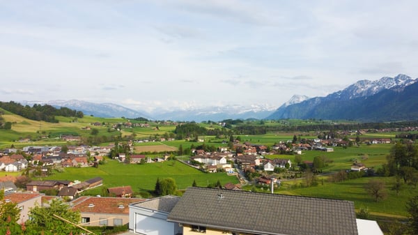 Ein- oder Zweifamilienhaus mit traumhafter Aussicht 8