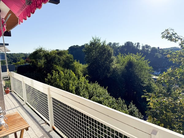 Einmaliges Einfamilienhaus mit Einliegerwohnung und traumhafter Aussic 9