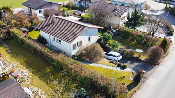 Erstbezug nach Sanierung moderne 4.5-Zimmer-Wohnung mit Garten und G 13