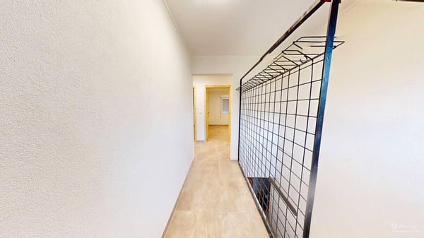 Erstbezug nach Sanierung moderne 4.5-Zimmer-Wohnung mit Garten und G 9