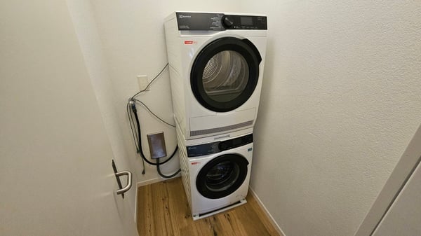 Grosse 3.5 Zimmer Praxis behindertengerecht ausgestattet 17