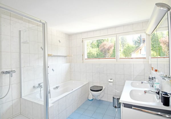 Grosszügiges Wohnen im ruhigen Quartier 8