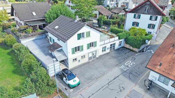 Entwicklungsobjekt an zentraler Lage von Affoltern a. A. 9