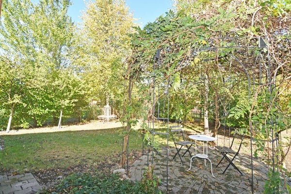 Historisches Zuhause mit grossem Garten, Studio & viel Platz 15