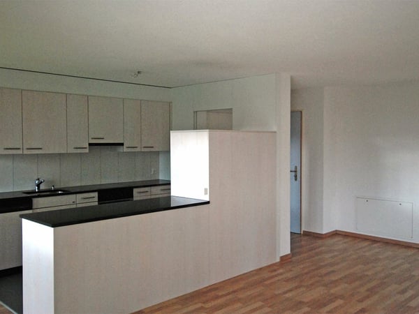 Moderne 4.5 Zimmer-Wohnung im Dorfkern von Aeugst am Albis 3