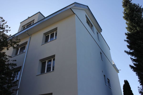 Komplett sanierte Liegenschaft/Wohnungen an zentraler Lage