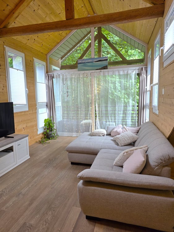 Naturnahes Wohnen unter dem Dach – stilvolle 4.5-Zi-Wohnung mit Flair 1
